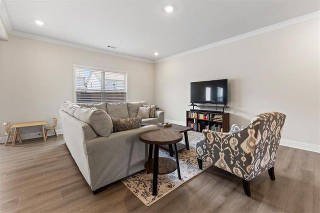 4231 Portsbrook Avenue, Snellville, GA 30039