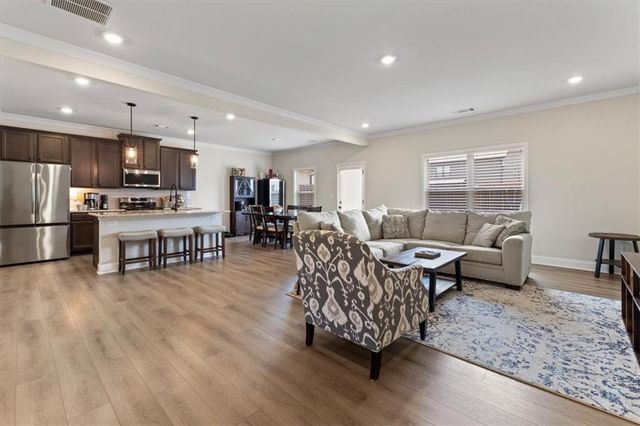 4231 Portsbrook Avenue, Snellville, GA 30039
