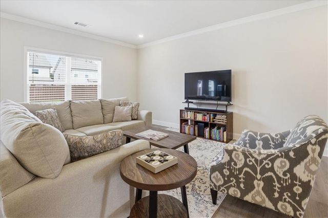 4231 Portsbrook Avenue, Snellville, GA 30039