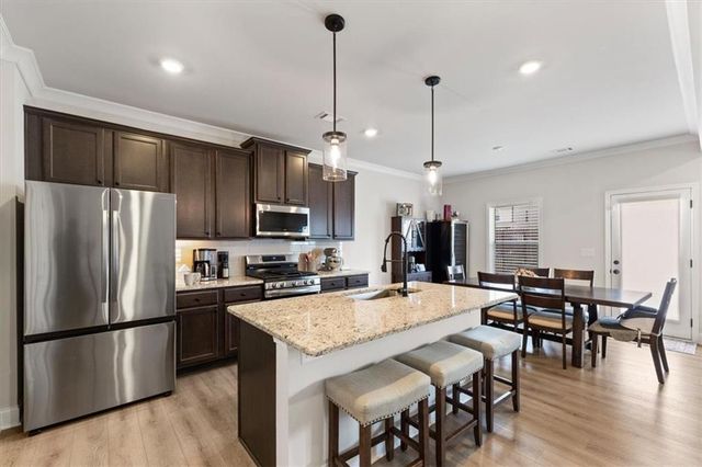 4231 Portsbrook Avenue, Snellville, GA 30039