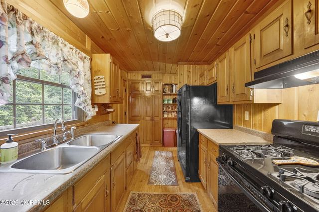 57 Brindletown Road, New Egypt, NJ 08533