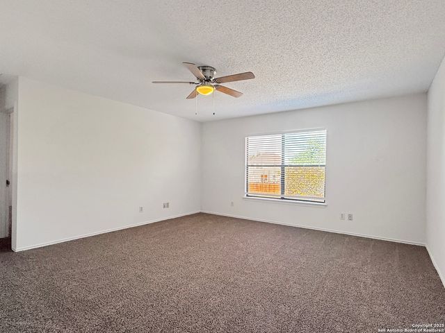 7011 Cole Creek, Converse, TX 78109
