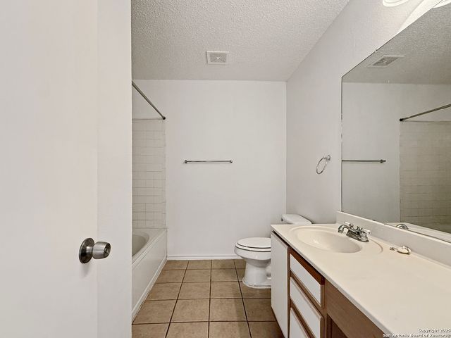 7011 Cole Creek, Converse, TX 78109
