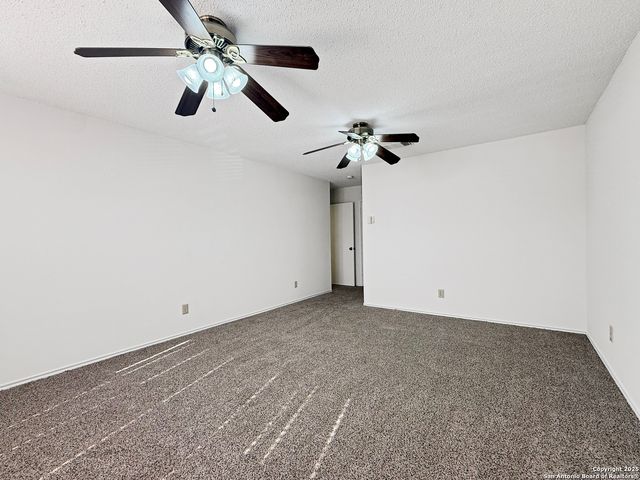 7011 Cole Creek, Converse, TX 78109