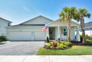 12262 SW Roma Cir, Port St. Lucie, FL 34987