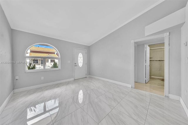 5445 W 27th Lane, Hialeah, FL 33016