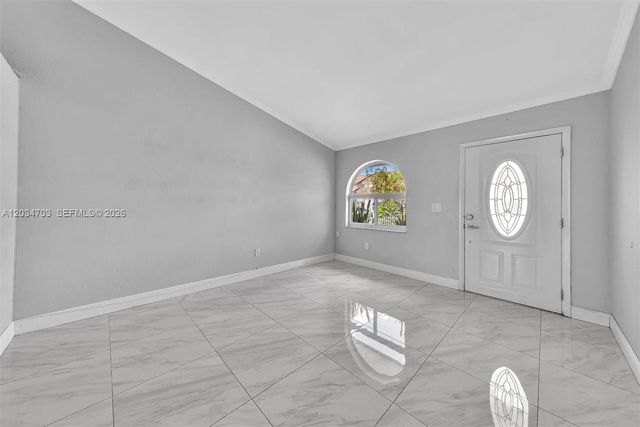 5445 W 27th Lane, Hialeah, FL 33016