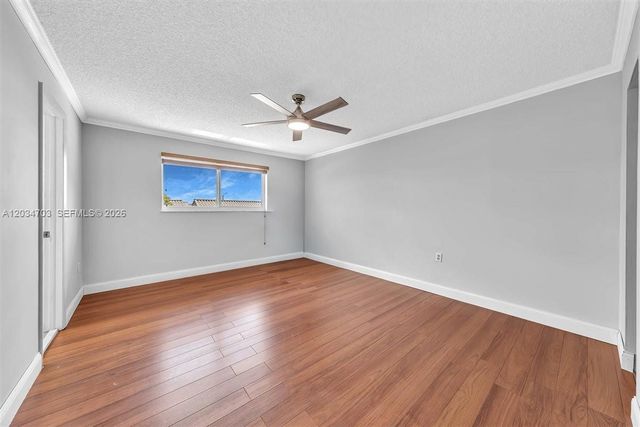 5445 W 27th Lane, Hialeah, FL 33016
