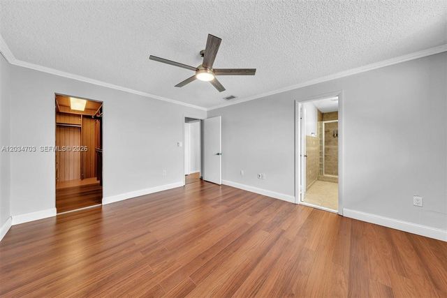 5445 W 27th Lane, Hialeah, FL 33016