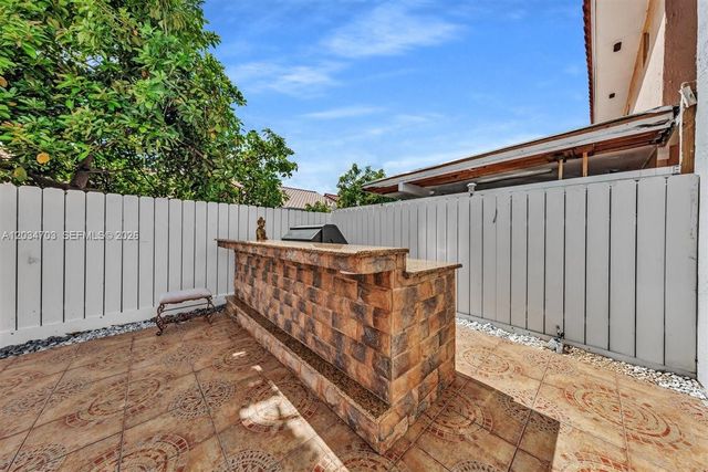 5445 W 27th Lane, Hialeah, FL 33016