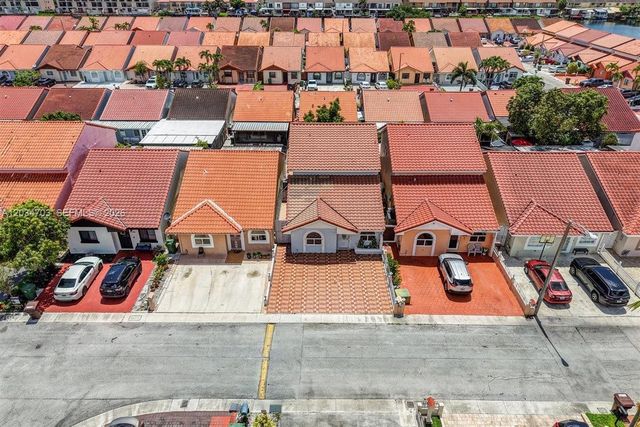 5445 W 27th Lane, Hialeah, FL 33016