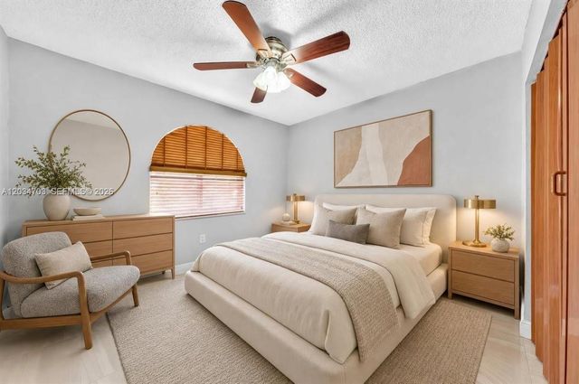 5445 W 27th Lane, Hialeah, FL 33016