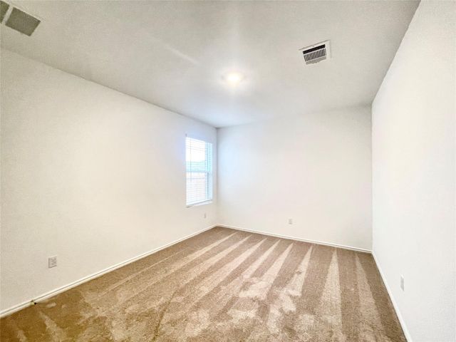 305 Milliner LOOP, Hutto, TX 78634