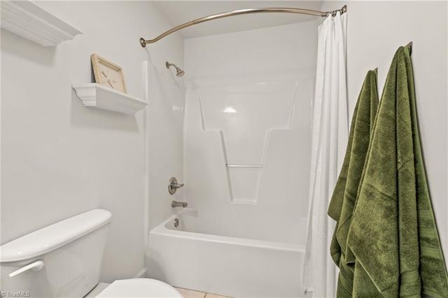 7702 Perthshire Drive, Oak Ridge, NC 27310
