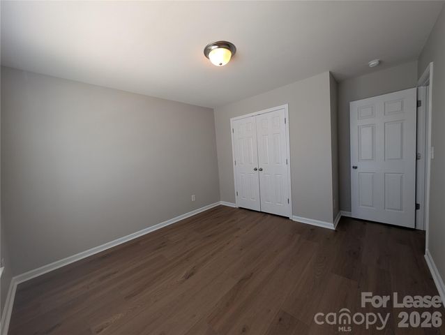 11307 Breezehill Lane, Charlotte, NC 28262