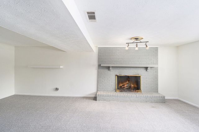 1436 Mt Rainier Drive, Lexington, KY 40517