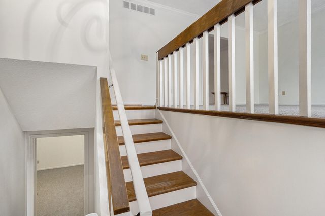 1436 Mt Rainier Drive, Lexington, KY 40517