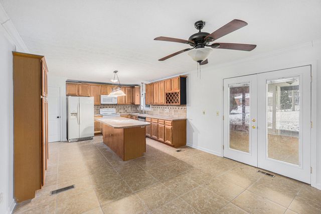 1436 Mt Rainier Drive, Lexington, KY 40517