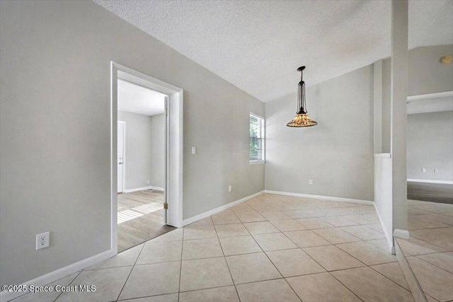 173 N Ridgewood Avenue, Ormond Beach, FL 32174