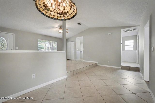 173 N Ridgewood Avenue, Ormond Beach, FL 32174