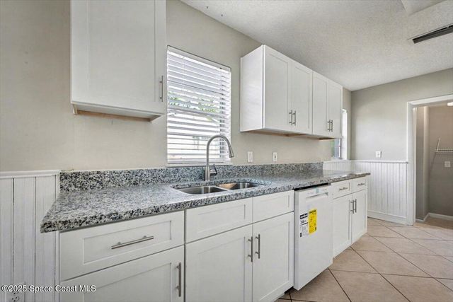 173 N Ridgewood Avenue, Ormond Beach, FL 32174