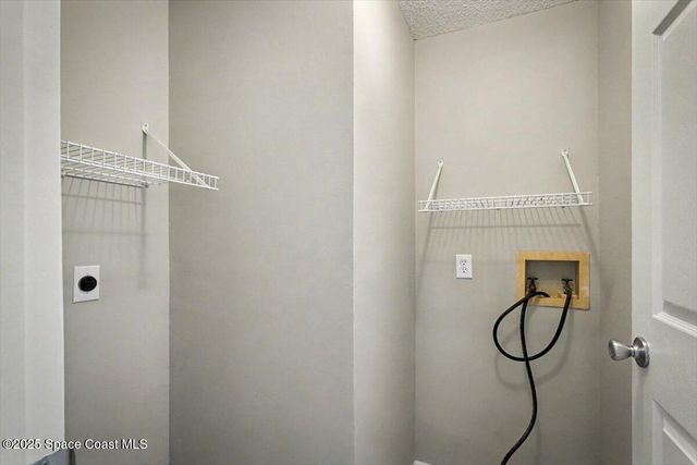 173 N Ridgewood Avenue, Ormond Beach, FL 32174