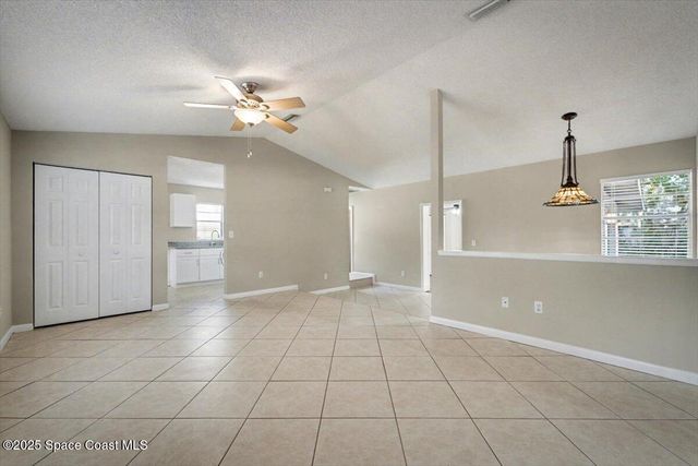 173 N Ridgewood Avenue, Ormond Beach, FL 32174