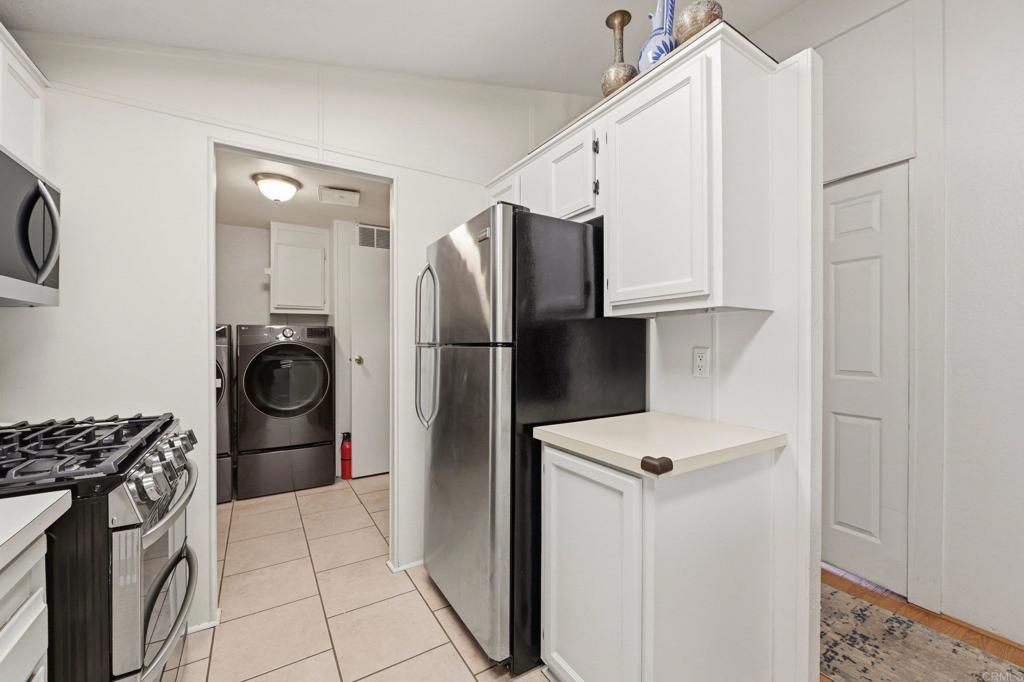 Image 10 of property listing at 4616 N River Road 27, Oceanside, CA 92057
