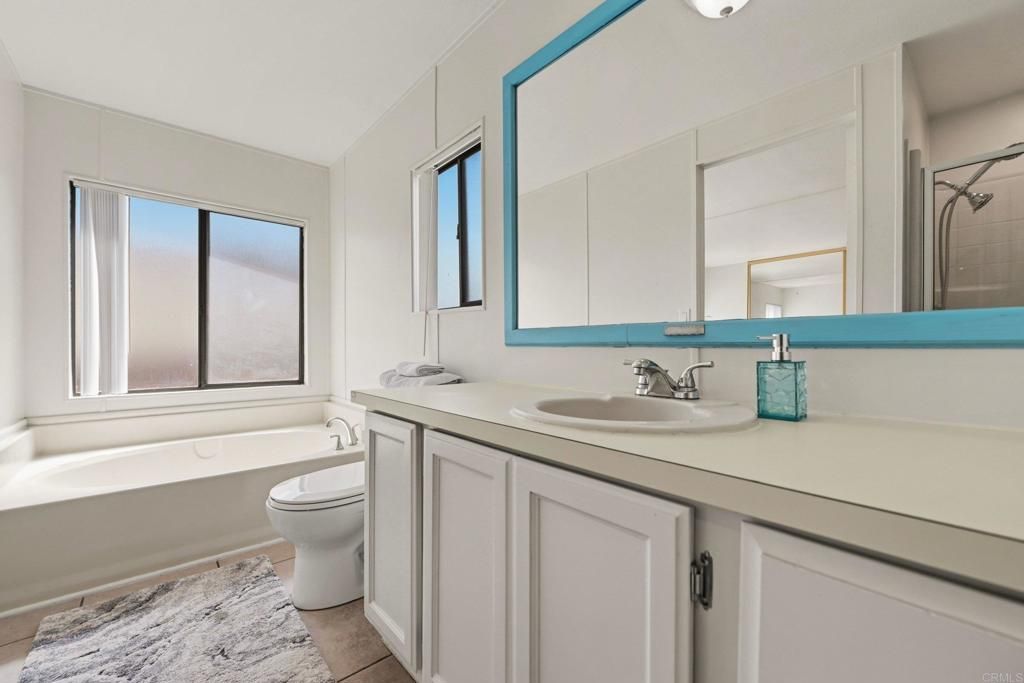 Image 15 of property listing at 4616 N River Road 27, Oceanside, CA 92057