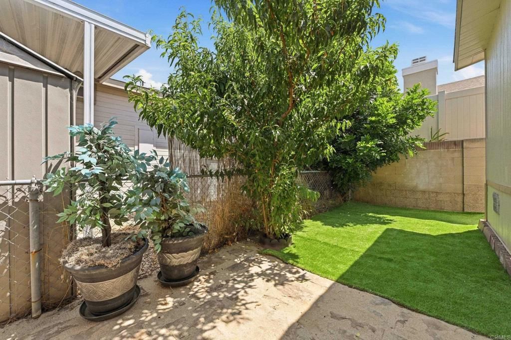 Image 23 of property listing at 4616 N River Road 27, Oceanside, CA 92057