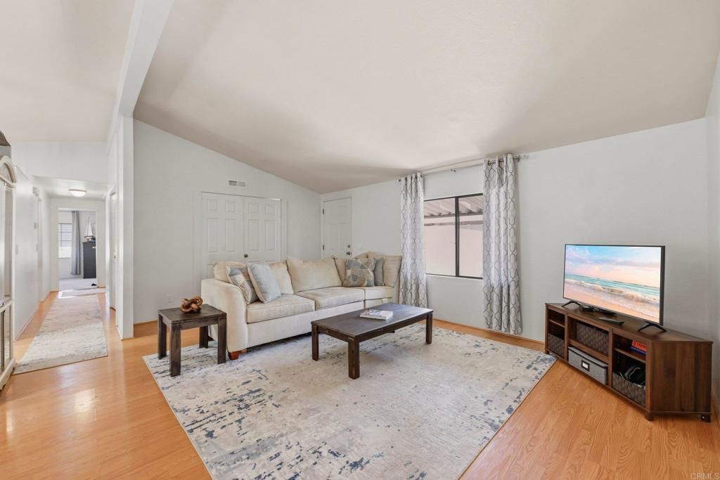 Image 4 of property listing at 4616 N River Road 27, Oceanside, CA 92057
