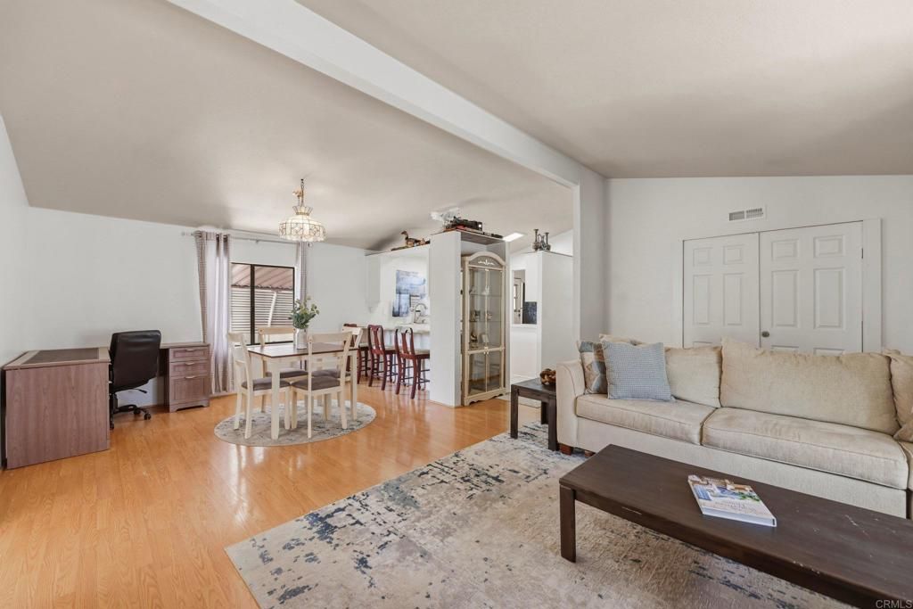 Image 6 of property listing at 4616 N River Road 27, Oceanside, CA 92057