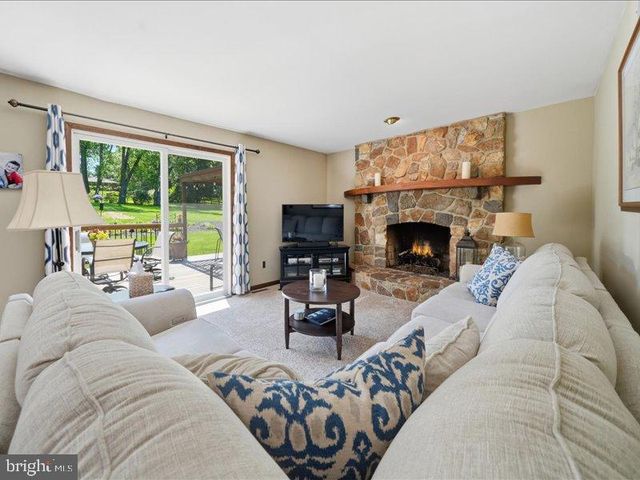 1645 BRACKENVILLE RD, Hockessin, DE 19707