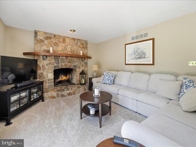 1645 BRACKENVILLE RD, Hockessin, DE 19707