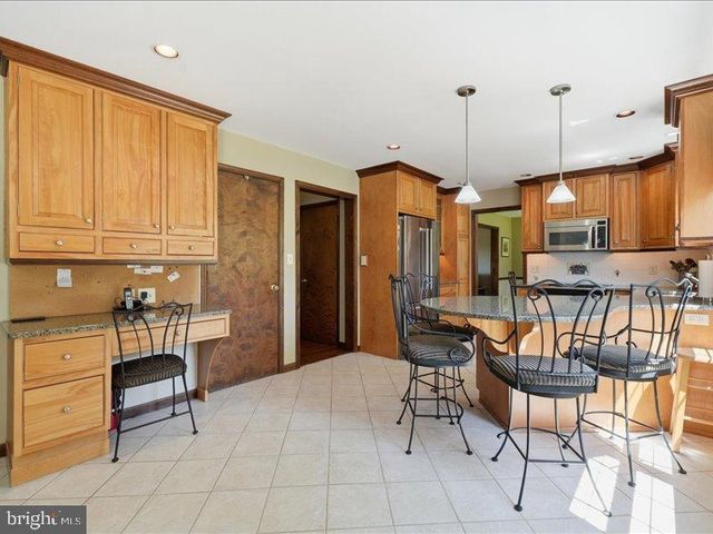 1645 BRACKENVILLE RD, Hockessin, DE 19707