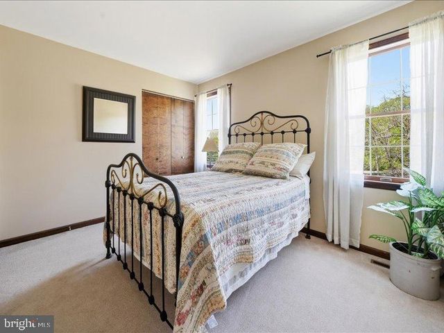 1645 BRACKENVILLE RD, Hockessin, DE 19707