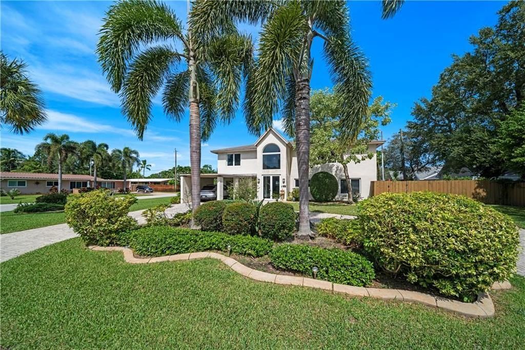 301 NW 26th Court, Wilton Manors, FL 33311