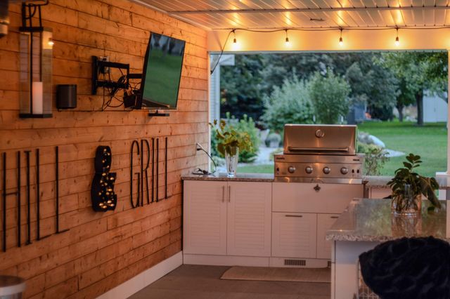 1814 Brentwood Court, West Fargo, ND 58078