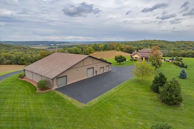 S10970 Butternut Road, Spring Green, WI 53588