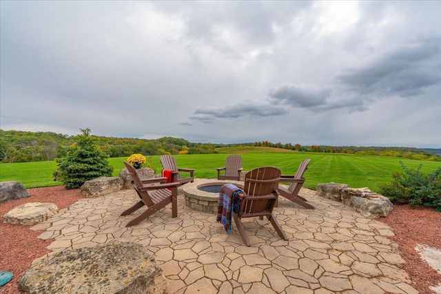 S10970 Butternut Road, Spring Green, WI 53588