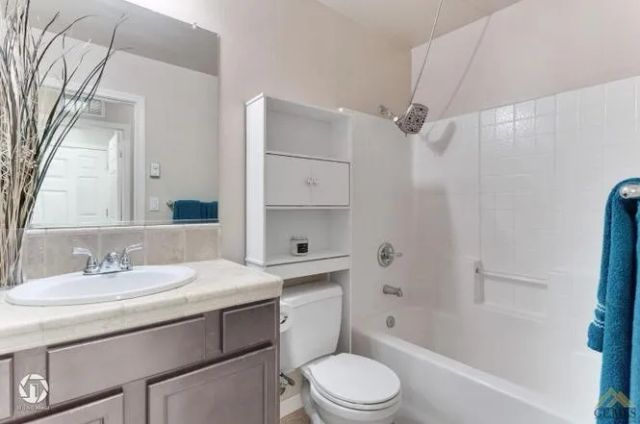 9602 Downie River, Bakersfield, CA 93311