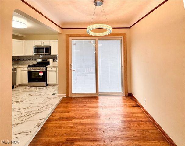 27175 Cameron Avenue, Euclid, OH 44132