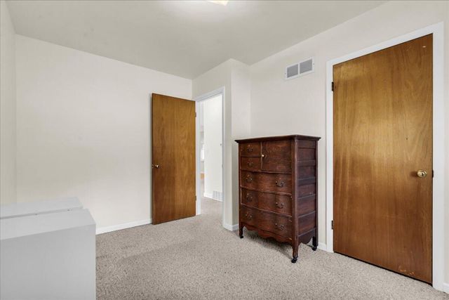 1177 Glendale Street, Burton, MI 48509