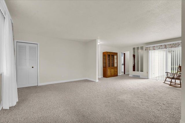 1177 Glendale Street, Burton, MI 48509