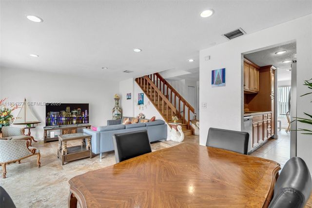 8256 NW 9th Court 2, Plantation, FL 33324