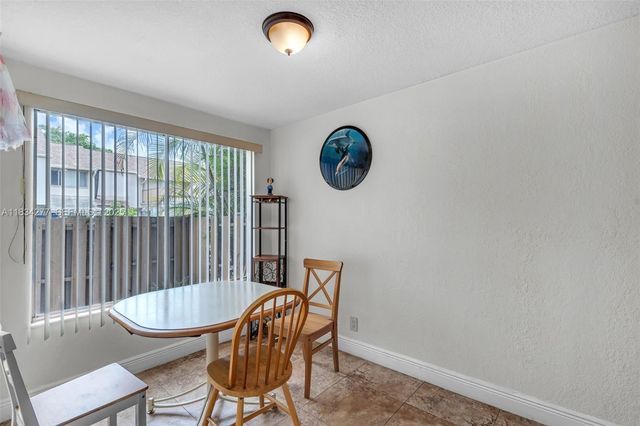 8256 NW 9th Court 2, Plantation, FL 33324