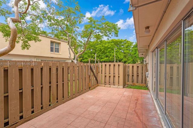 8256 NW 9th Court 2, Plantation, FL 33324