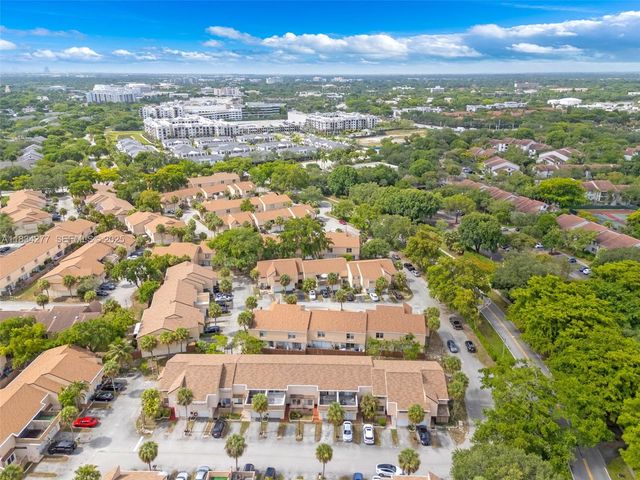 8256 NW 9th Court 2, Plantation, FL 33324