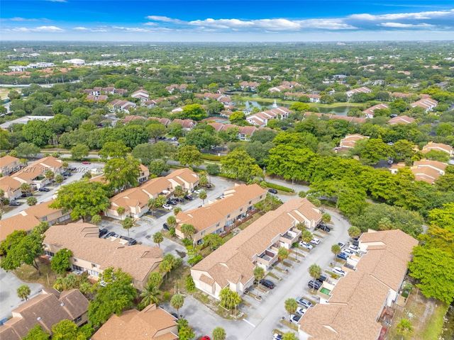 8256 NW 9th Court 2, Plantation, FL 33324