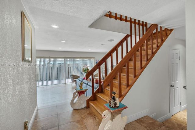 8256 NW 9th Court 2, Plantation, FL 33324